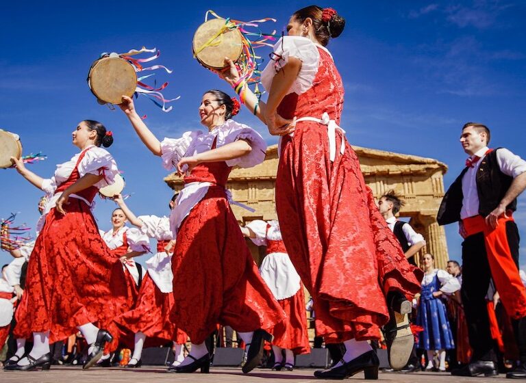 Mandorlo in Fiore Agrigento 2026: programma, date e dove dormire